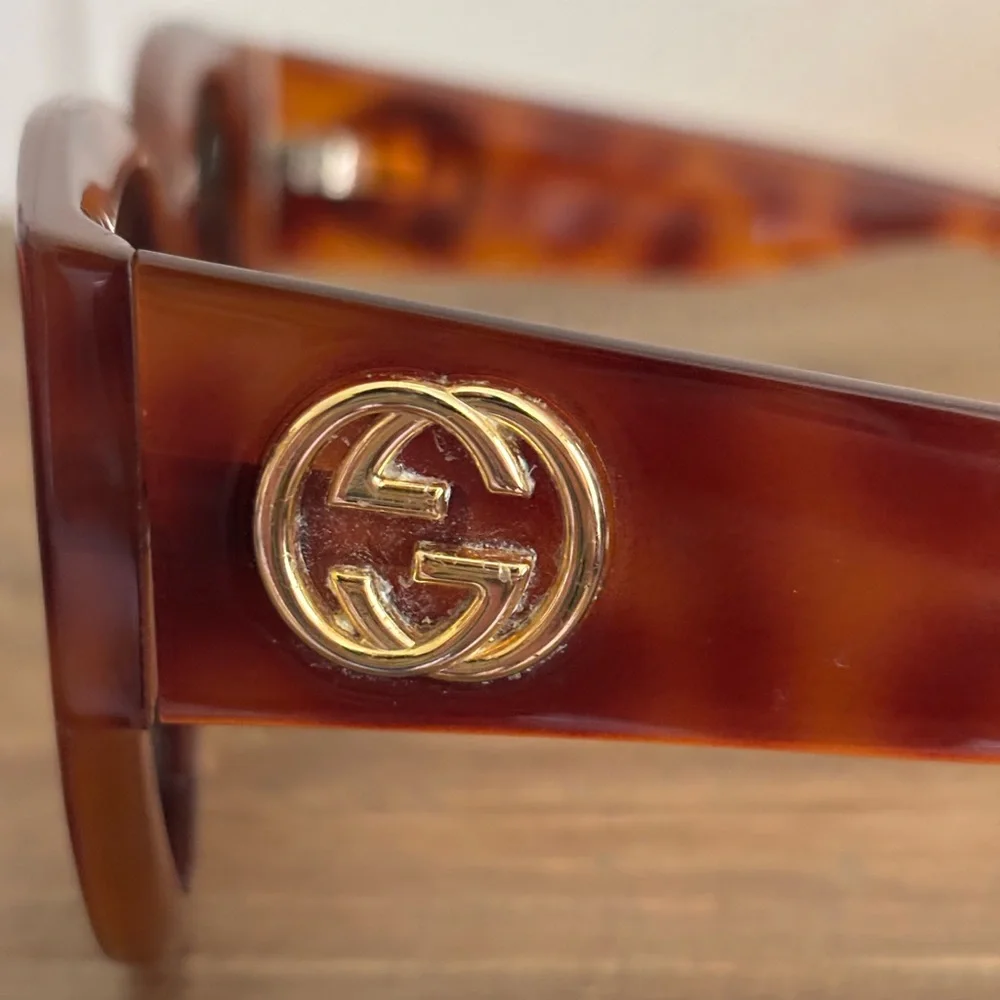 Gucci Women's GG0142SA Havana square sunglasses tortoise